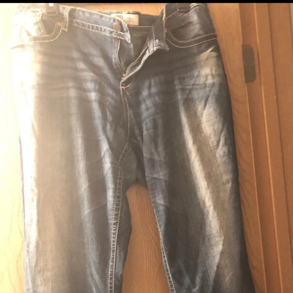 LEI Bridget Curvy Boot Jeans
